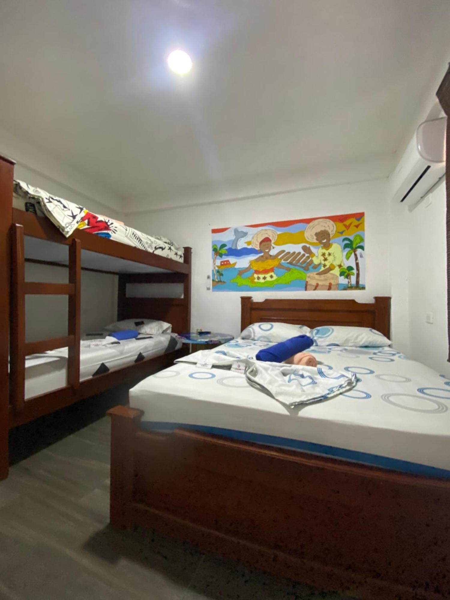 Acuarios Hostal Playa Ladrilleros Buitenkant foto
