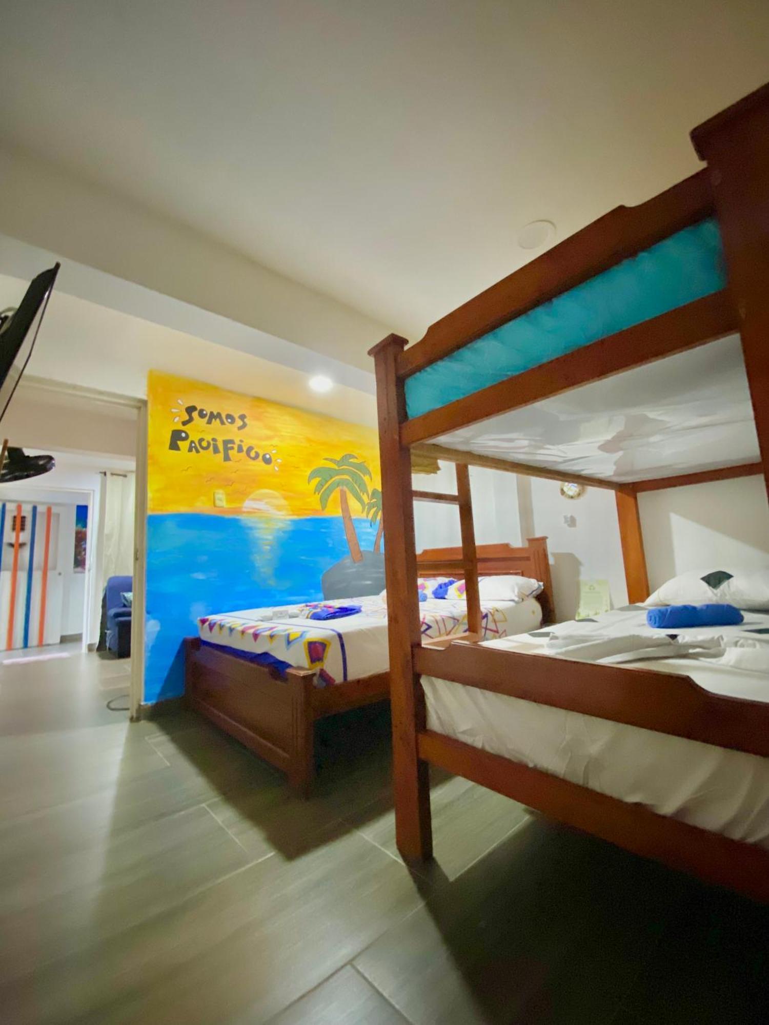Acuarios Hostal Playa Ladrilleros Buitenkant foto