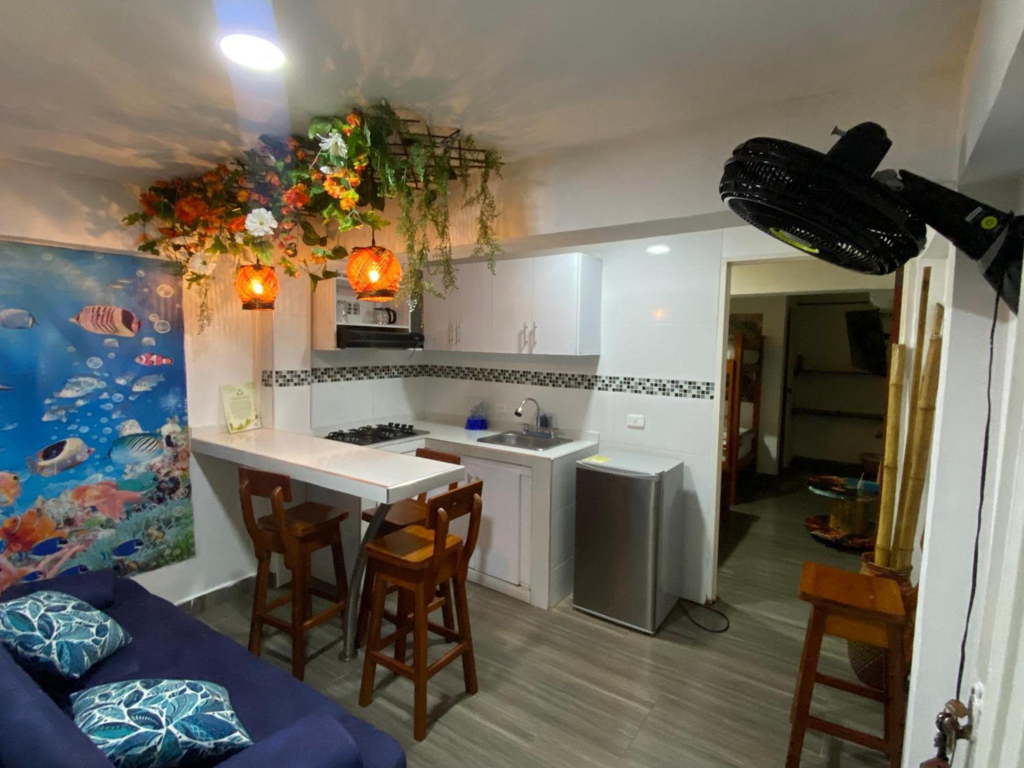 Acuarios Hostal Playa Ladrilleros Buitenkant foto